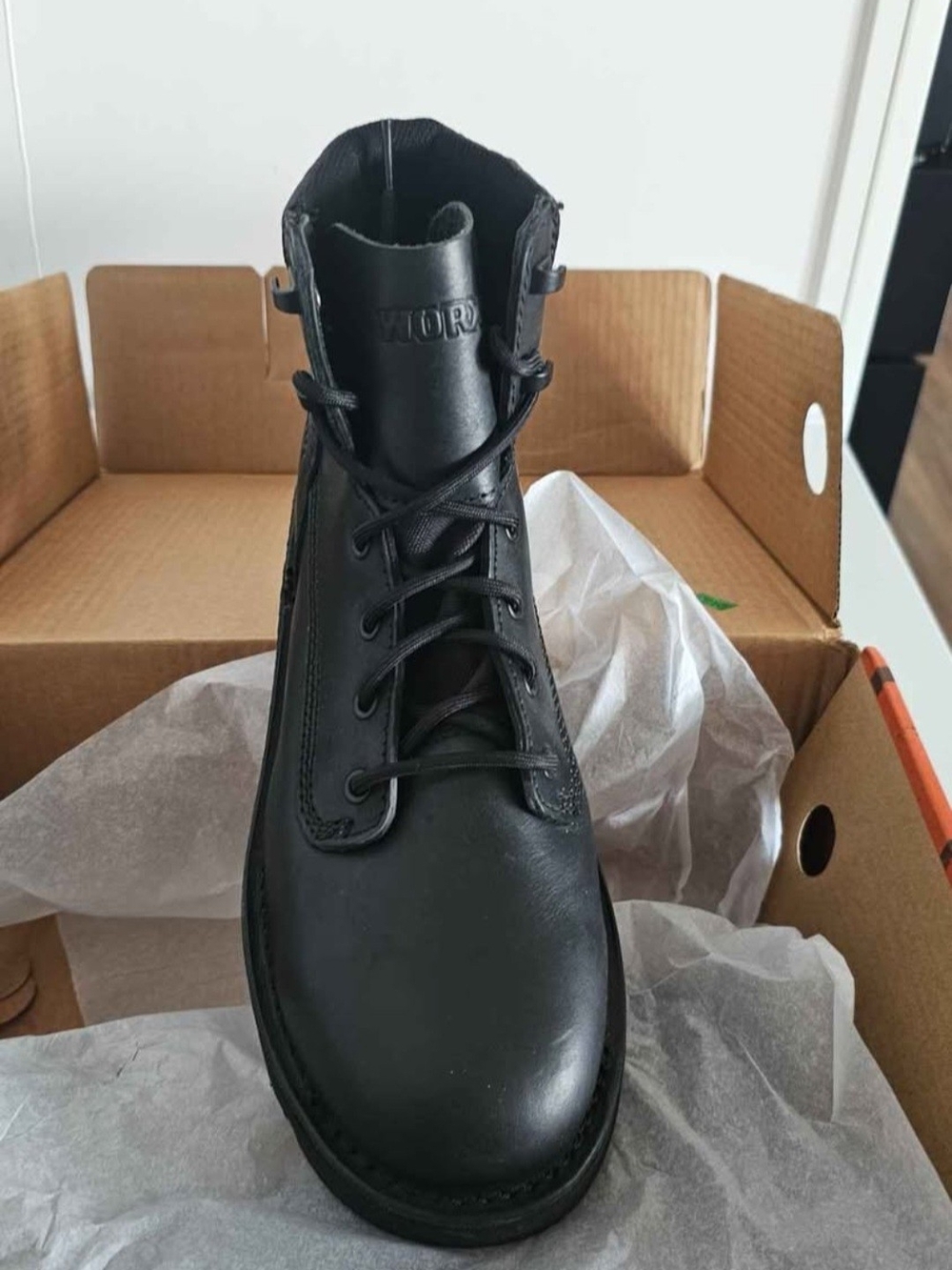 Red Wing Shoes Men's Black Leather Lace-Up Boot